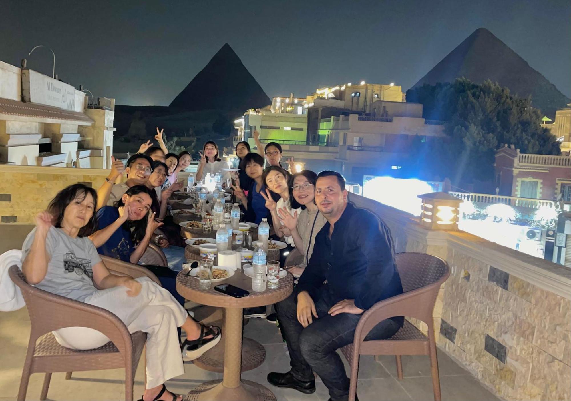 King Ali Pyramids View Inn Kafrat al Jabal ภายนอก รูปภาพ