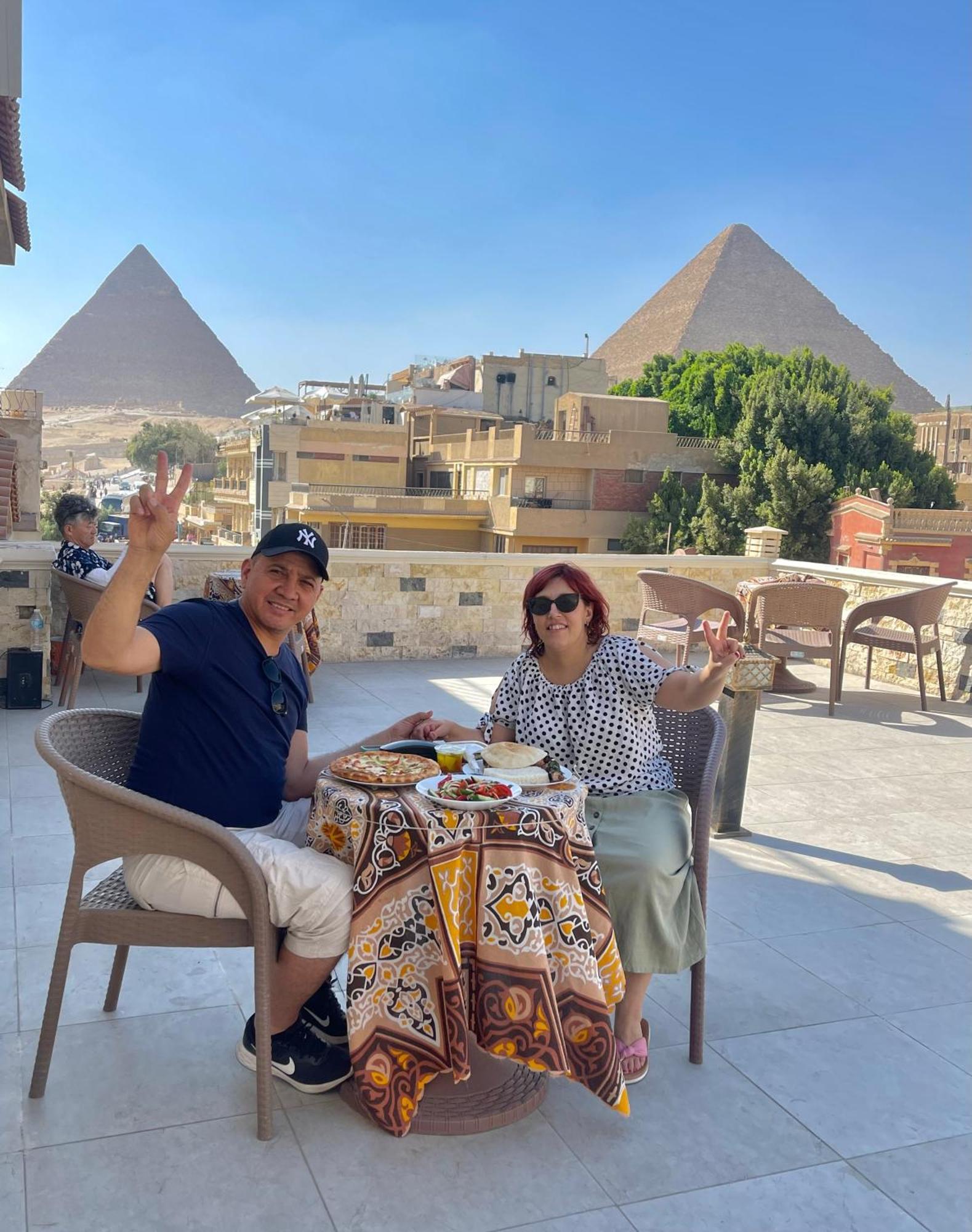 King Ali Pyramids View Inn Kafrat al Jabal ภายนอก รูปภาพ