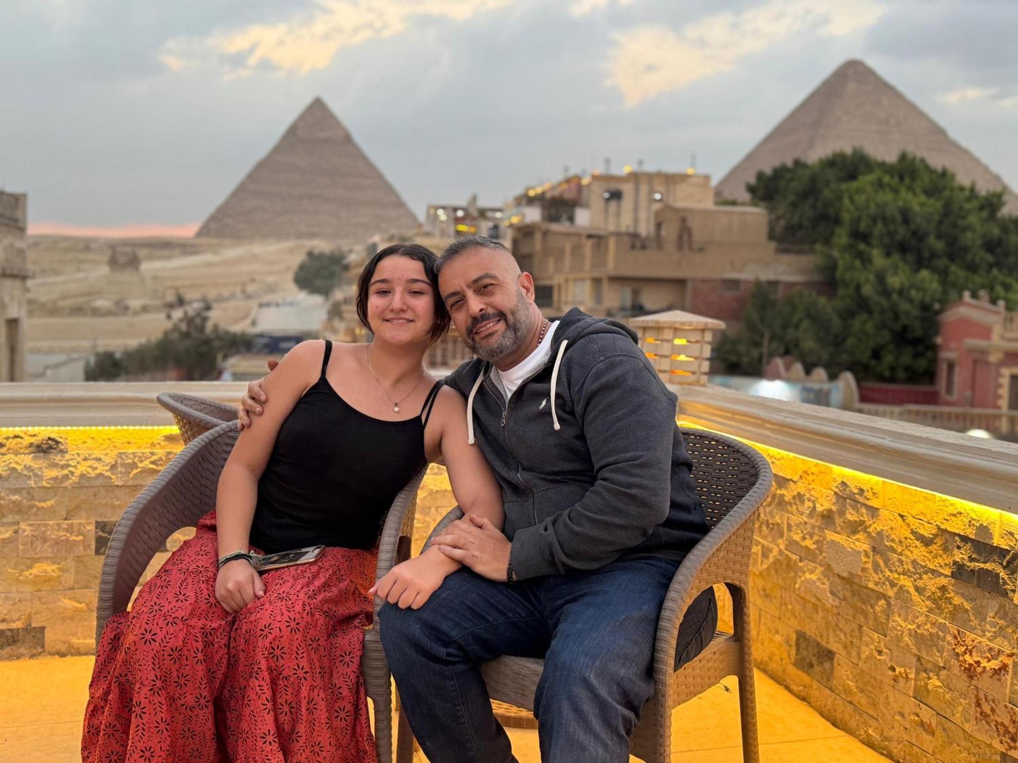 King Ali Pyramids View Inn Kafrat al Jabal ภายนอก รูปภาพ
