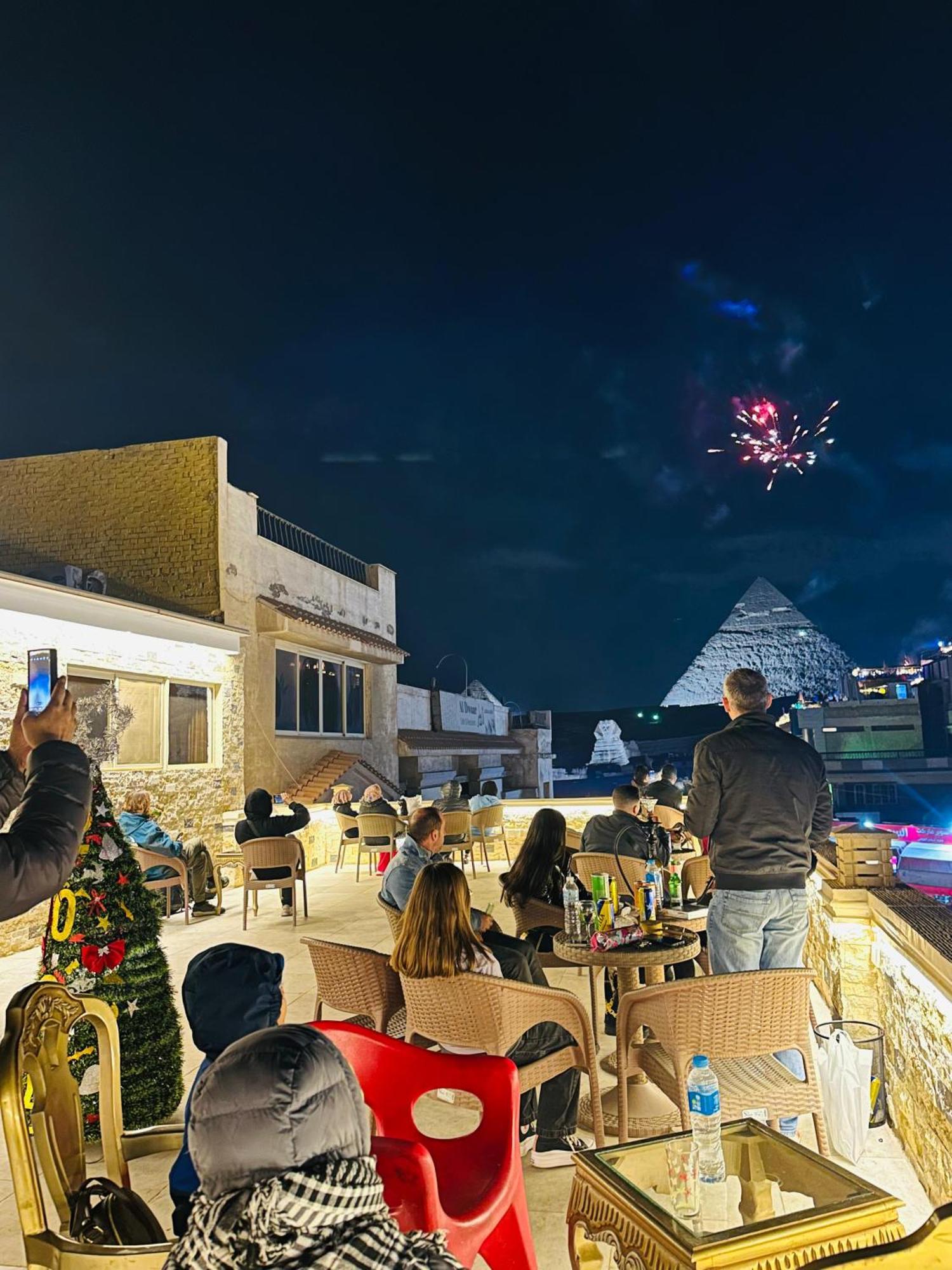 King Ali Pyramids View Inn Kafrat al Jabal ภายนอก รูปภาพ